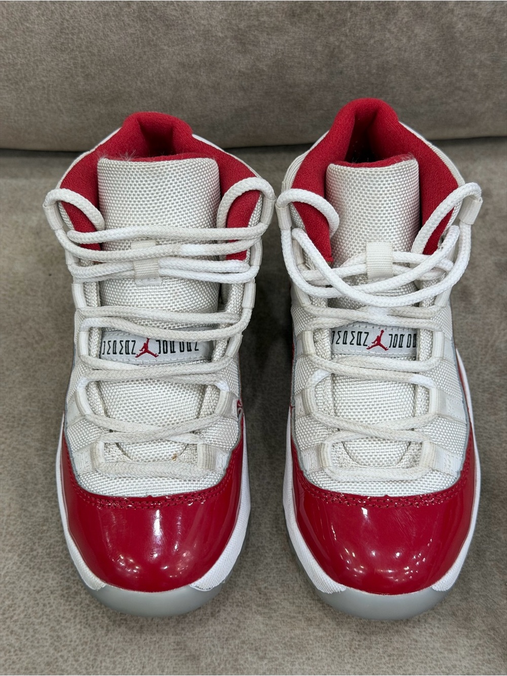Air Jordan 11 Retro Cherry 2022 Kids Size 13C 378039-116